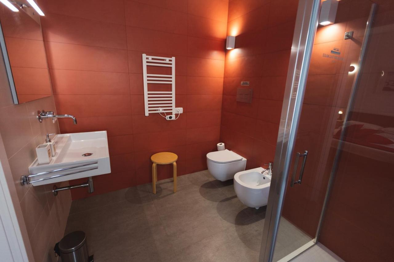 B&B A Due Passi Dal Mare ジェーラ エクステリア 写真